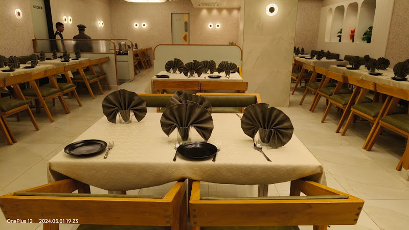 Renbasera - II Restaurant & Banquet