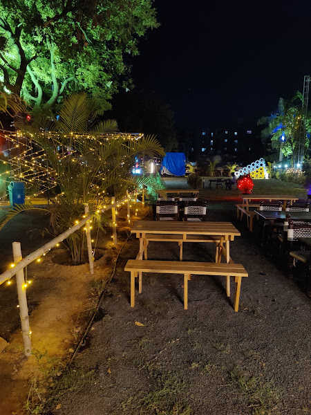 DWARKESH CAFE & RESTAURANT